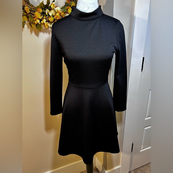 FREE PEOPLE Flirt & Flare Black Whimsy Goth Open Back Textured Mini Dress Sz M - Picture 2 of 11